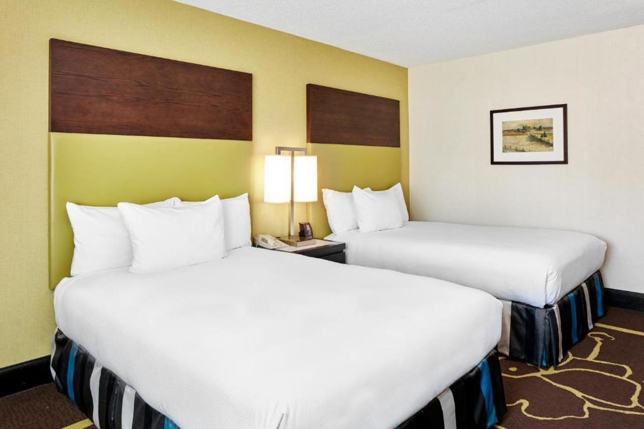 ดับเบิลทรี บาย ฮิลตัน ชาร์ลอตต์ เกตเวย์ วิลเลจ Hotel ชาร์ล็อต ภายนอก รูปภาพ