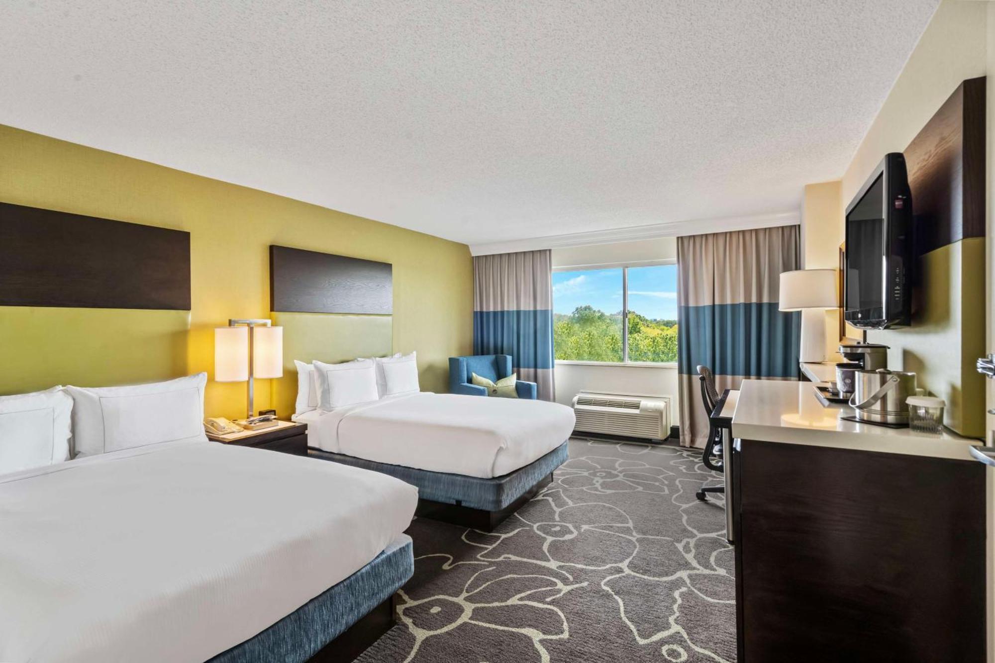 ดับเบิลทรี บาย ฮิลตัน ชาร์ลอตต์ เกตเวย์ วิลเลจ Hotel ชาร์ล็อต ภายนอก รูปภาพ